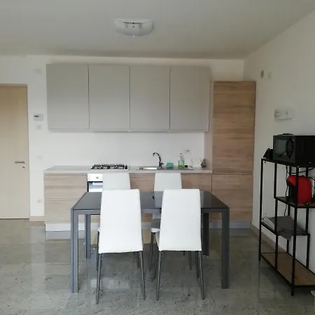 Appartamento La Terrazza Riva del Garda Buitenkant foto